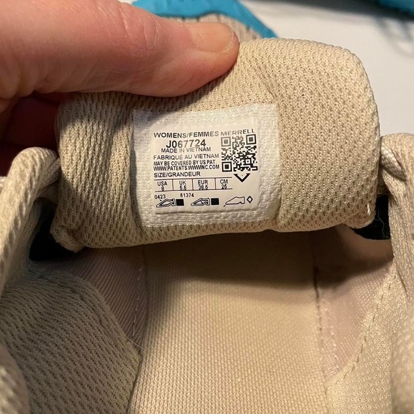 Women's Size 8 Tan and blue Merrell MOAB Barefoot Trail Running Shoes - Picture 5 of 6